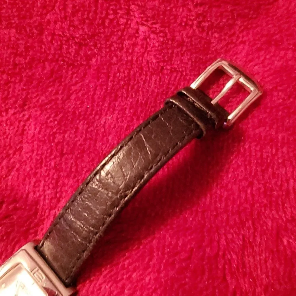 Kenneth Cole Watch U54-05-KC6032 Women's Leather Band Petite‎ Rectangular Silver